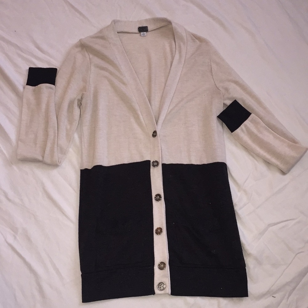 Beige and grey cardigan